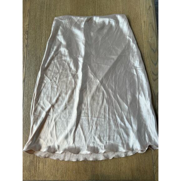 Nicole Miller XL 
Champagne Satin Midi Skirt - Picture 2 of 3